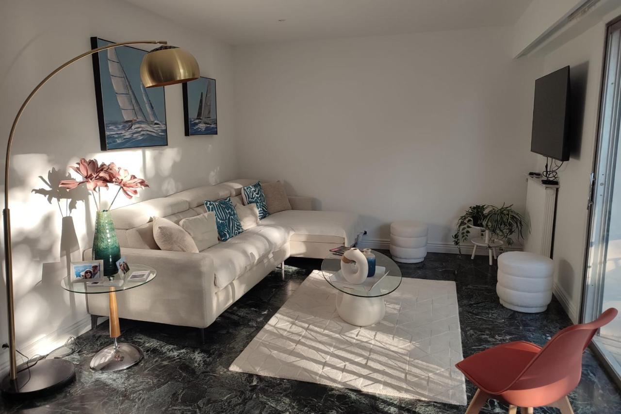 Holiday home Brand New 2 Bdr In With Ac And Sea View