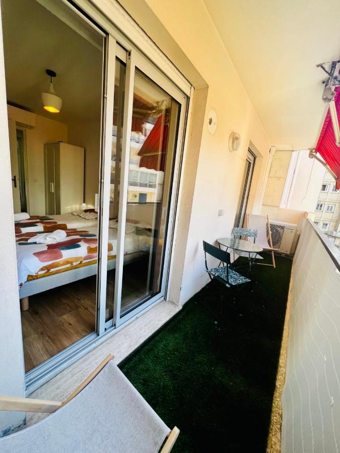 Brand New 2 Bdr In With Ac And Sea View Holiday home *