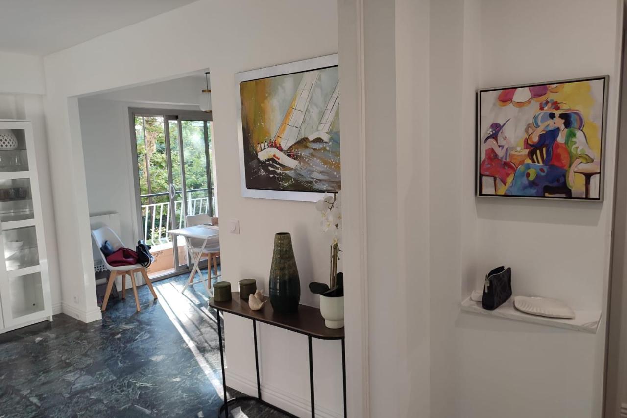 Brand New 2 Bdr In With Ac And Sea View Holiday home Antibes